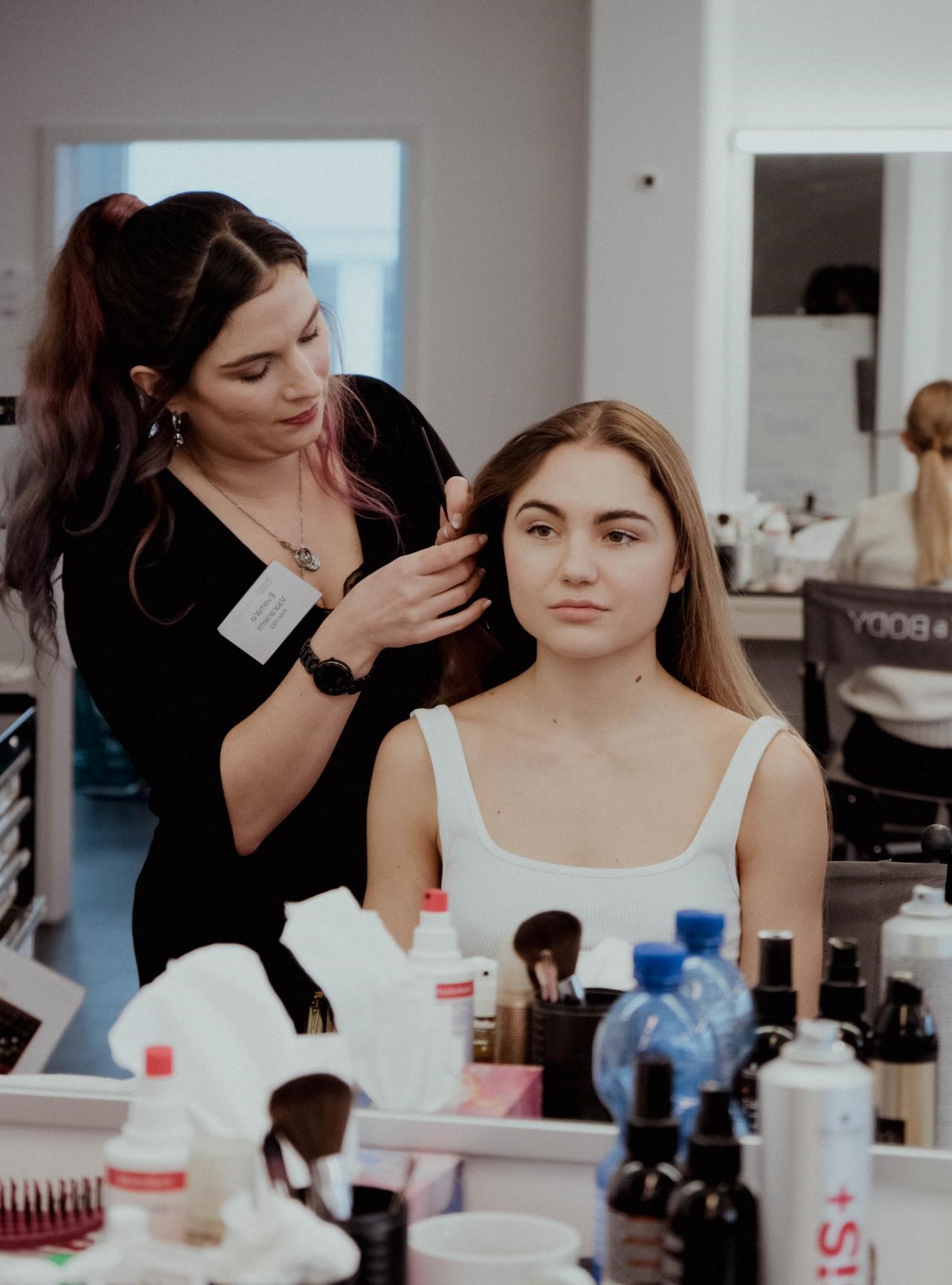 Make up und Hairstyling Ausbildung mit CIDESCO Diplom