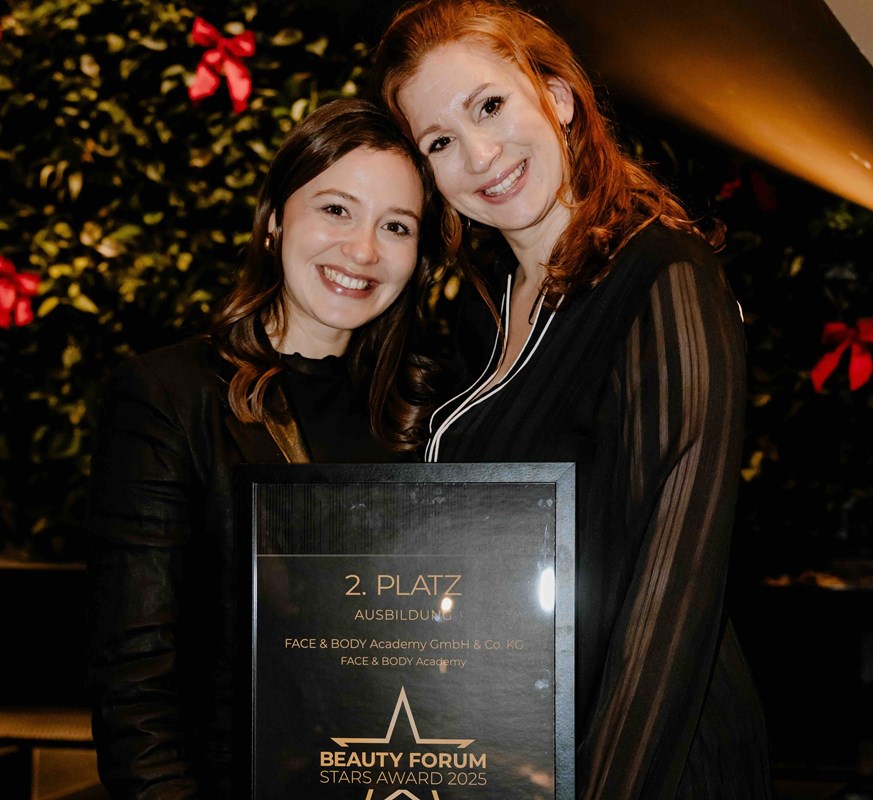 Beauty Forum Star Award 2025 Trophäe – Auszeichnung für Ausbildungsqualität in München